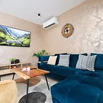Villa Regina *